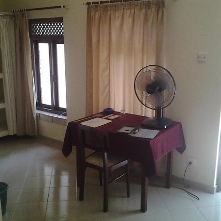 Tandem Guesthouse Хиккадува Номер фото