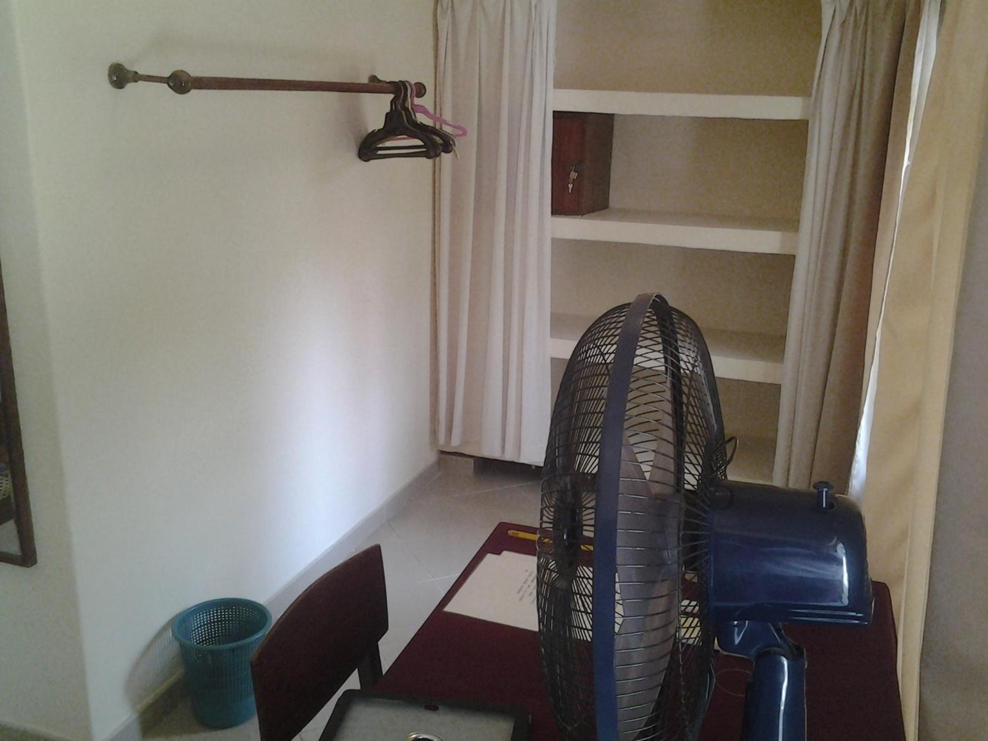 Tandem Guesthouse Хиккадува Номер фото