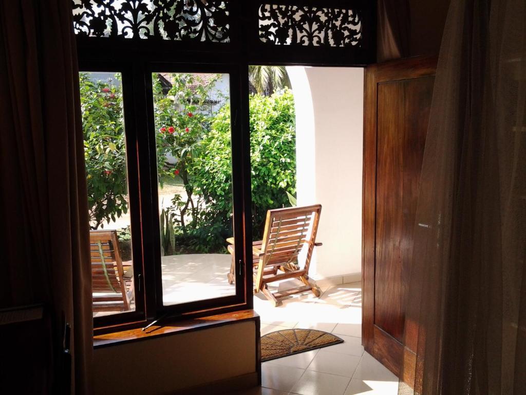 Tandem Guesthouse Хиккадува Экстерьер фото